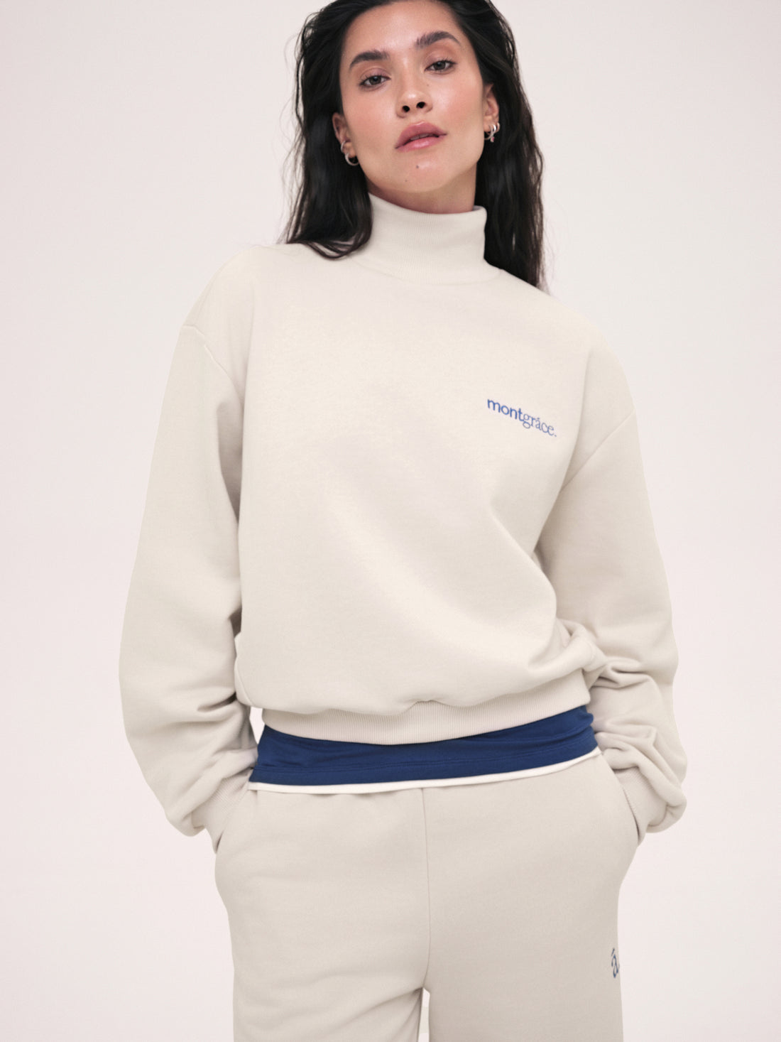 Sweatshirt Elle / Porcelain Cloud / Embrodiery