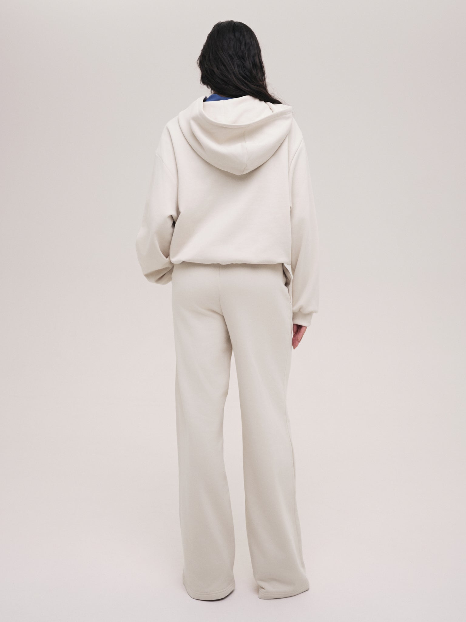 Hoodie Monica / Porcelain Cloud / Embroidery