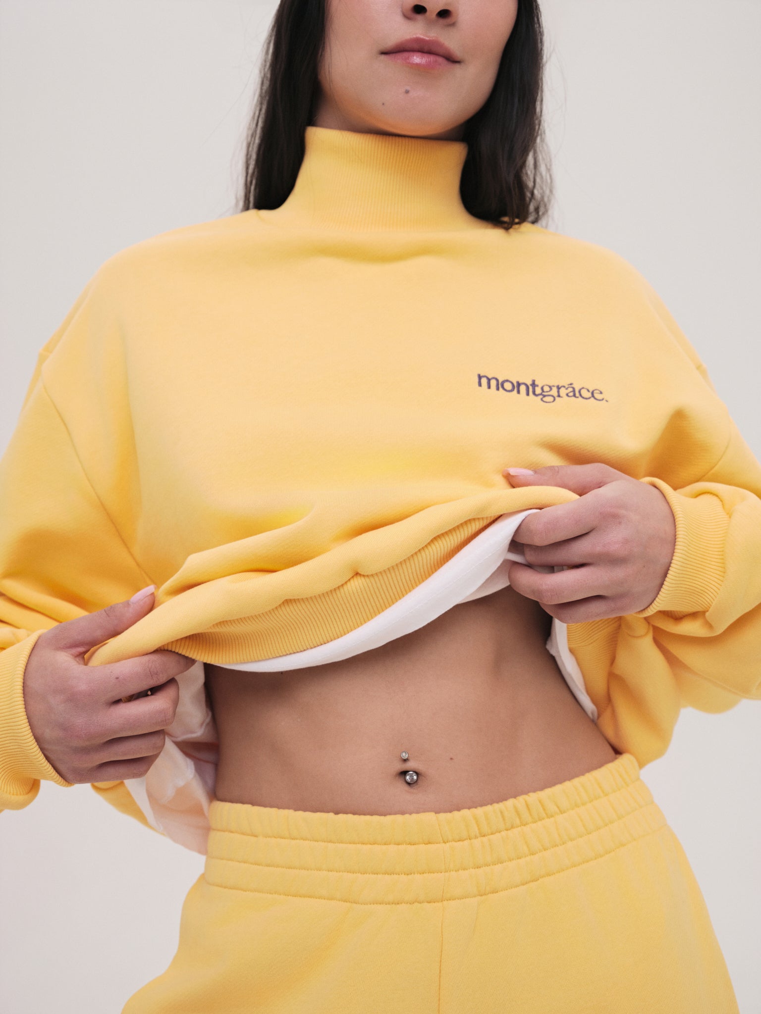 Sweatshirt Elle / Walkman Yellow / Embrodiery